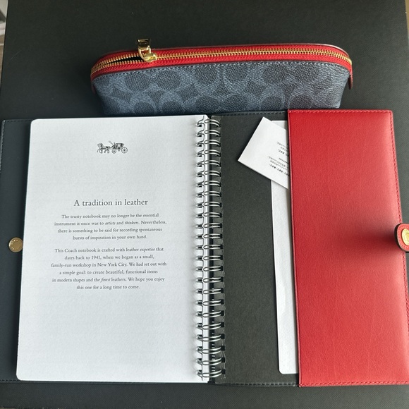 NWT Coach! Notebook In Signature Canvas With Coach Graphic and pencil case ❤️💙 - Picture 5 of 5